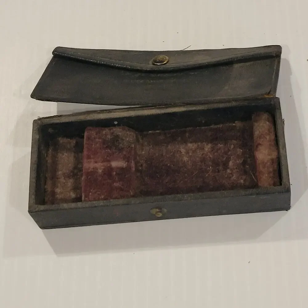 Vintage Enders safety razor with box and blade with sleeve